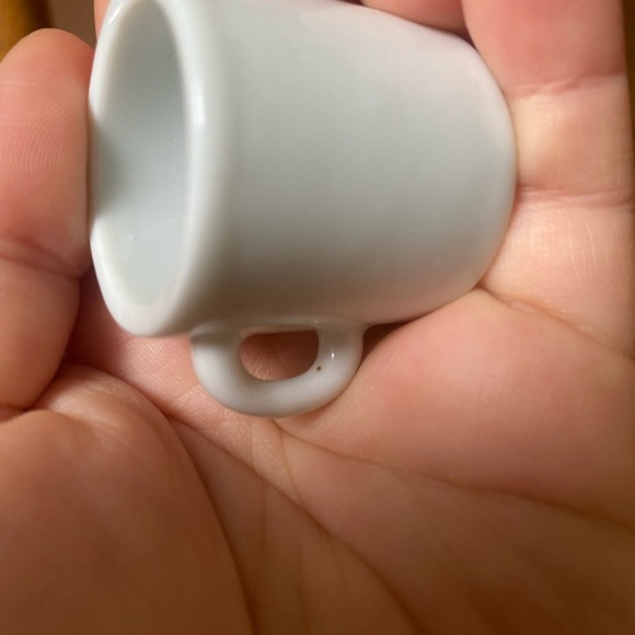 3/$20 ✨ Vintage Disney Collectible Mini Mugs Cups - Picture 7 of 8